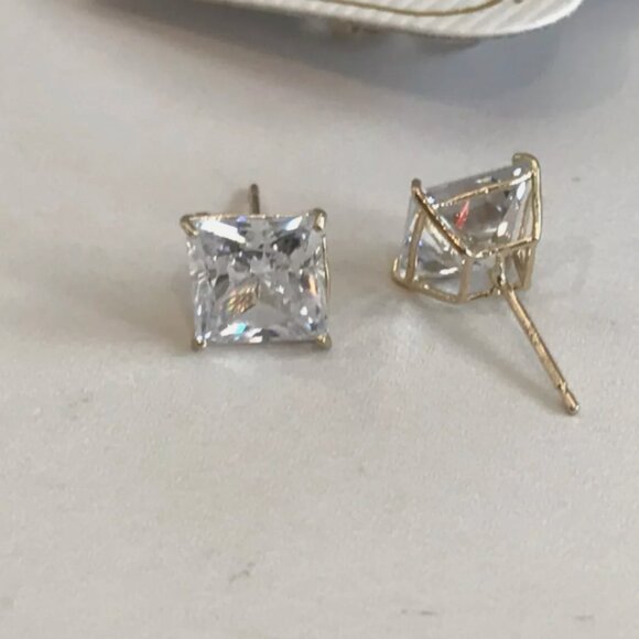 14K SOLID GOLD STUD EARRINGS W/ 3 CT SIMULATED DIAMONDS PRINCESS CUT - Picture 3 of 3